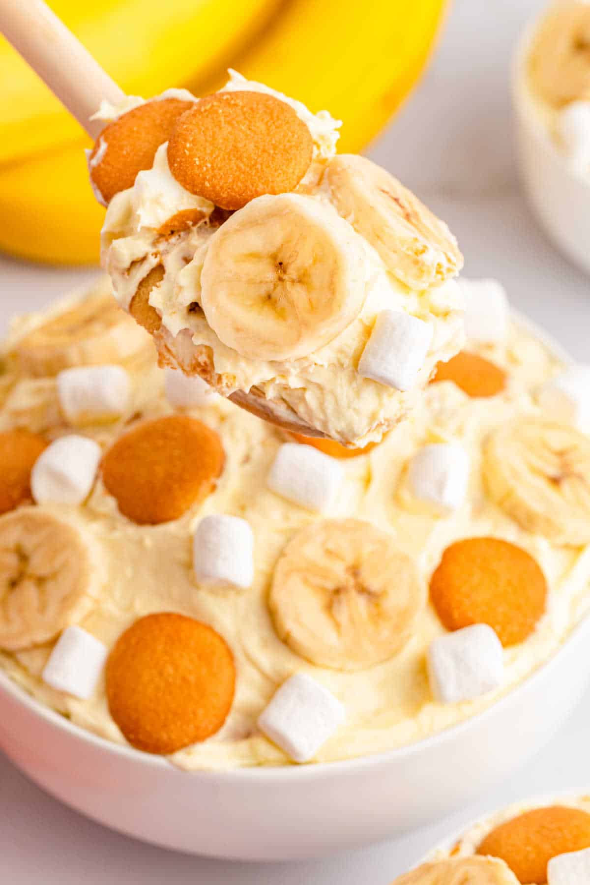  Banana Pudding Fluff on a wooden spoon.