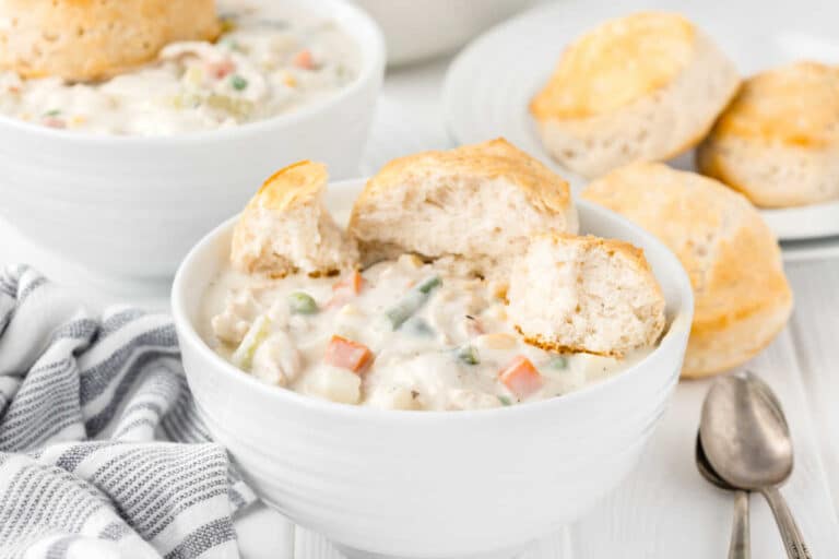 Chicken Pot Pie Soup