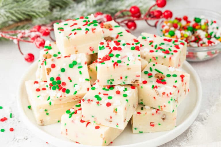 Christmas Sugar Cookie Fudge