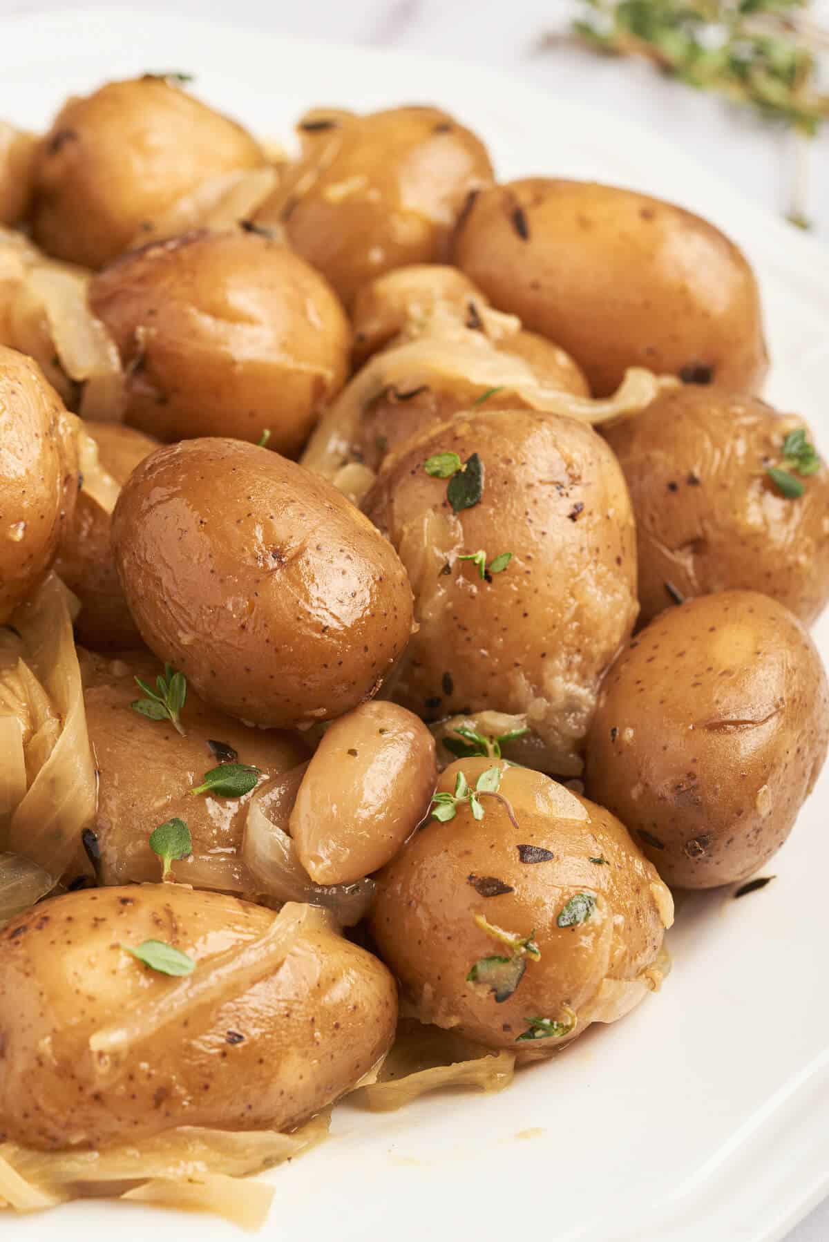 A plate of garlic potatoes.