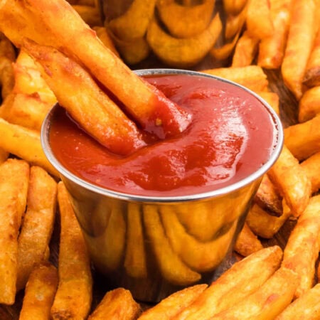 Fries in a container of the recipe.