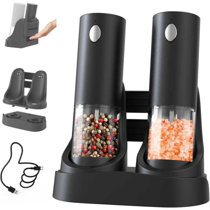 Grinder set.
